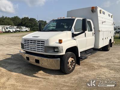 2007 GMC C5500 Crew-Cab Enclosed Service Truck
