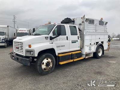 2008 GMC C7500 Crew-Cab Utility Truck