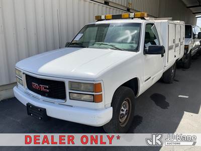 2000 GMC Sierra Classic 2500 Enclosed Service Truck