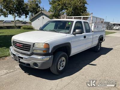 GMC Sierra 2500HD Mechanic / Service Truck