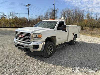 2016 GMC Sierra 2500HD Base Long Box 4WD Enclosed Service Truck