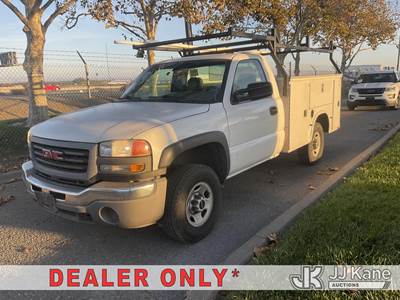 2007 GMC Sierra Classic 2500HD Service Truck