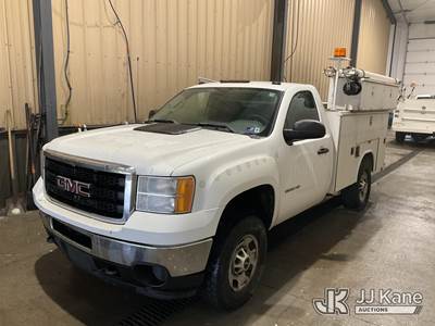 2011 GMC Sierra 2500HD 4x4 Service Truck