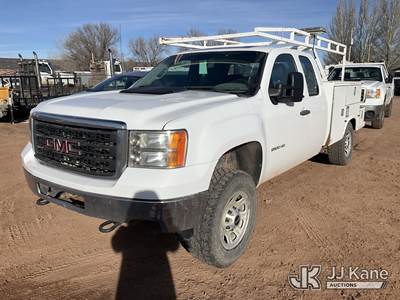 2012 GMC Sierra 2500HD Extended-Cab Service Truck