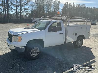 2011 GMC Sierra 2500HD 4X4 Enclosed Service Truck
