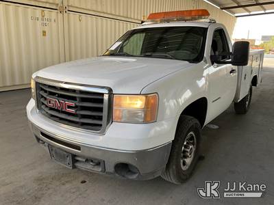 2010 GMC Sierra 2500HD Service Truck