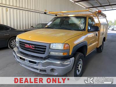 2004 GMC Sierra 2500HD Service Truck