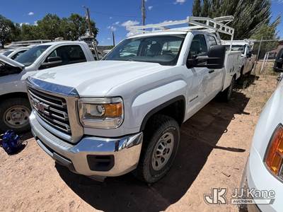 2015 GMC Sierra 2500HD 4x4 Extended-Cab Service Truck