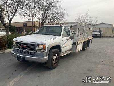 2001 GMC Sierra 3500 Stake Truck