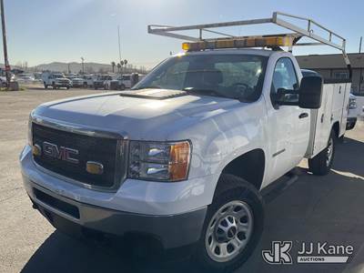 2014 GMC Sierra 3500HD Service Truck