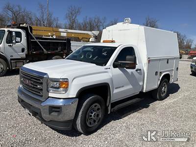 2017 GMC Sierra 3500HD 4x4 Enclosed Service Truck