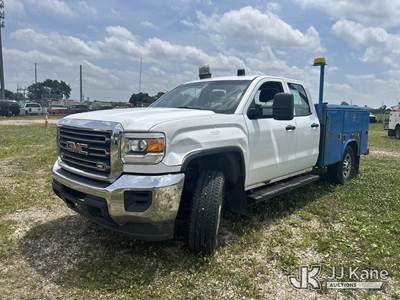 2015 GMC Sierra 3500HD Base Double Cab Enclosed Service Truck