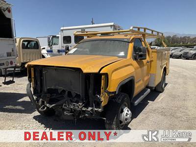 2016 GMC Sierra 3500HD Base Long Box Service Truck