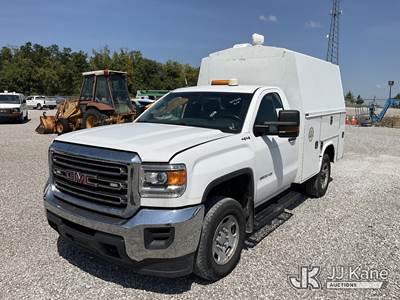 2017 GMC Sierra 3500HD Enclosed High-Top Service Truck