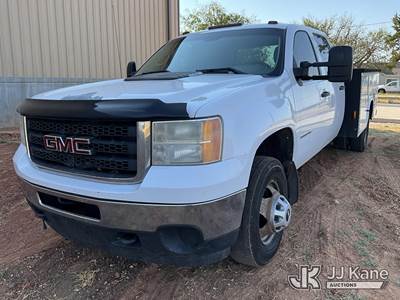 2013 GMC Sierra 3500HD 4x4 Crew-Cab Service Truck