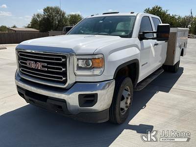 2015 GMC Sierra 3500HD 4x4 Crew-Cab Service Truck