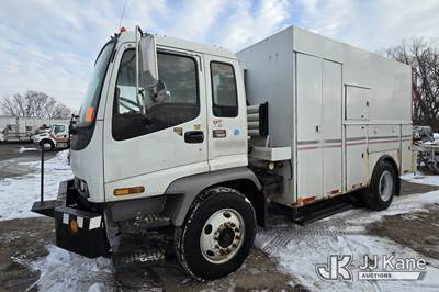 2004 GMC T7500 Air Compressor/Enclosed Utility Truck