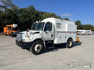 International 4300 Mechanic / Service Truck