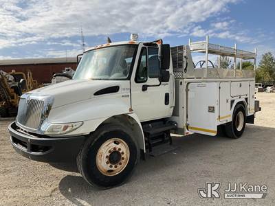 International 4300 Mechanic / Service Truck