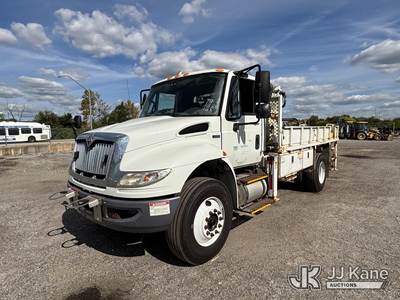 2012 International 4300 Flatbed Truck