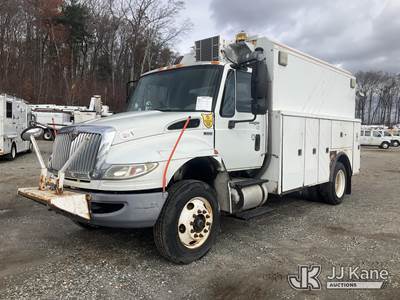 2014 International 4300 Enclosed Utility/Air Compressor Truck