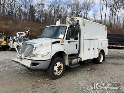 2014 International 4300 Enclosed Utility/Air Compressor Truck