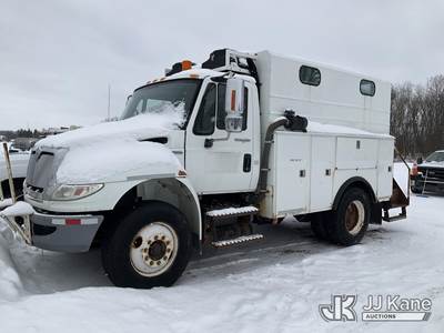 2009 International 4300 Air Compressor/Enclosed Utility Truck