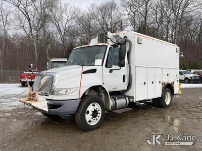2015 International 4300 Enclosed Utility/Air Compressor Truck