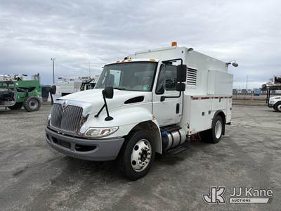 2016 International 4300 Enclosed High-Top Utility Truck