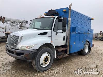 2008 International 4300 Enclosed Utility/Air Compressor Truck