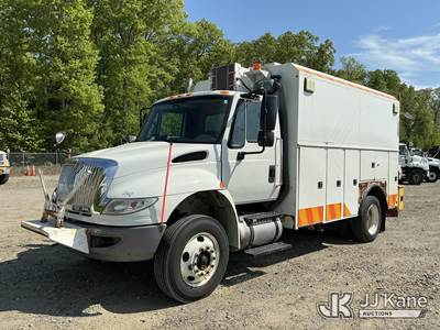 2015 International 4300 Enclosed Utility/Air Compressor Truck