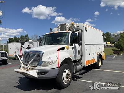 2015 International 4300 Enclosed Utility/Air Compressor Truck