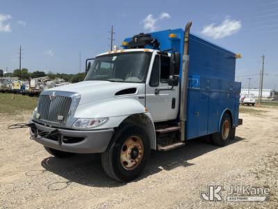 2008 International 4300 Enclosed Utility/Air Compressor Truck