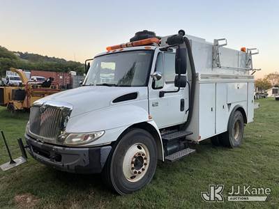 2006 International 4300 Enclosed Utility Truck