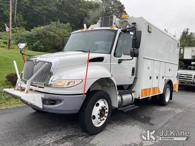 2015 International 4300 Air Compressor/Enclosed Utility Truck