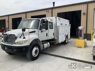International 4400 Mechanic / Service Truck