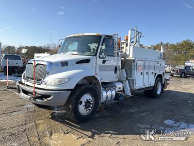 2016 International 4400 Utility Truck