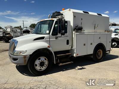 2010 International 4400 Enclosed Utility Truck