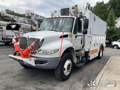 2016 International 4400 Enclosed Utility/Air Compressor Truck