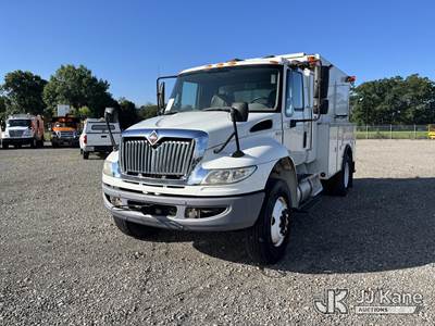 2011 International 4400 Enclosed Utility Truck