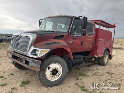 2004 International 7300 Utility Truck