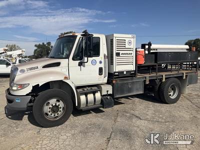International DuraStar 4300 Mechanic / Service Truck