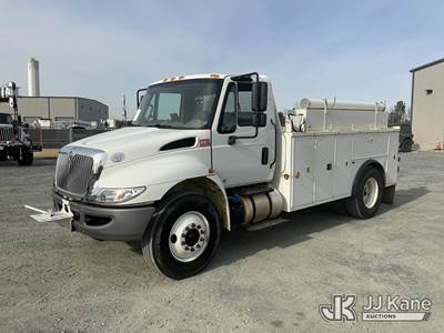 2019 International 4300 DuraStar URD/Flatbed Truck