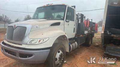 2018 International DuraStar 4300 Flatbed/Service Truck