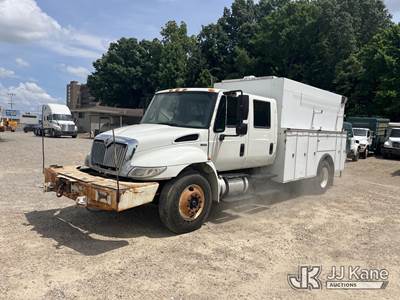 2011 International DuraStar 4300 Crew-Cab Enclosed Utility Truck