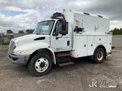 2011 International DuraStar 4300 Enclosed Utility Truck