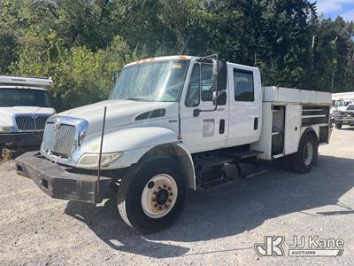2010 International DuraStar 4300 Crew-Cab Enclosed Utility Truck