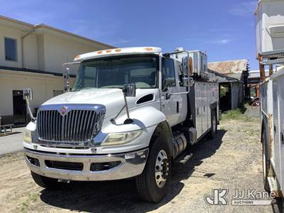 2016 International DuraStar 4400 Utility Truck