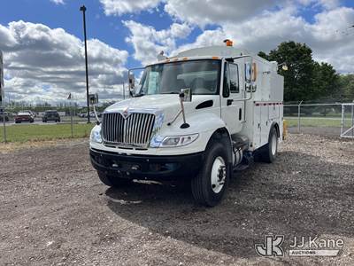 2016 International DuraStar 4400 Enclosed Utility Truck