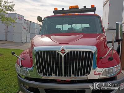 2020 International MV607 Flatbed/Service Truck